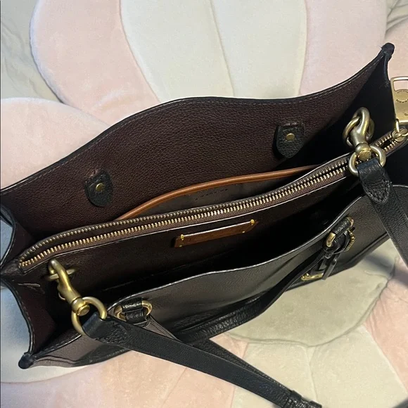 Coach Black Leather Shoulder Bag and Wallet - Picture 5 of 10